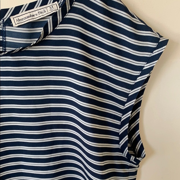 Abercrombie & Fitch Blue and White Boxy  Blouse Women’s SZ M - Picture 3 of 10